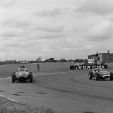 RD 36 - 20 Vanwall - Tony Brooks, 22 Vanwall - S Lewis Evans
