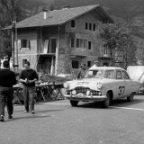 RD 314 - 37 Bennett, Pitts - Ford Zephyr,