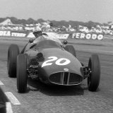 RF 220 - Harry Schell - BRM P25
