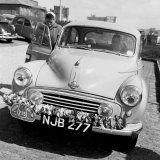 RC 757 - 215 Pat Moss and Annie Wisdom - Morris Minor