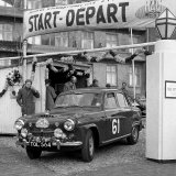 RC 772 - 61 Jack Sears, K Best - Austin A 105